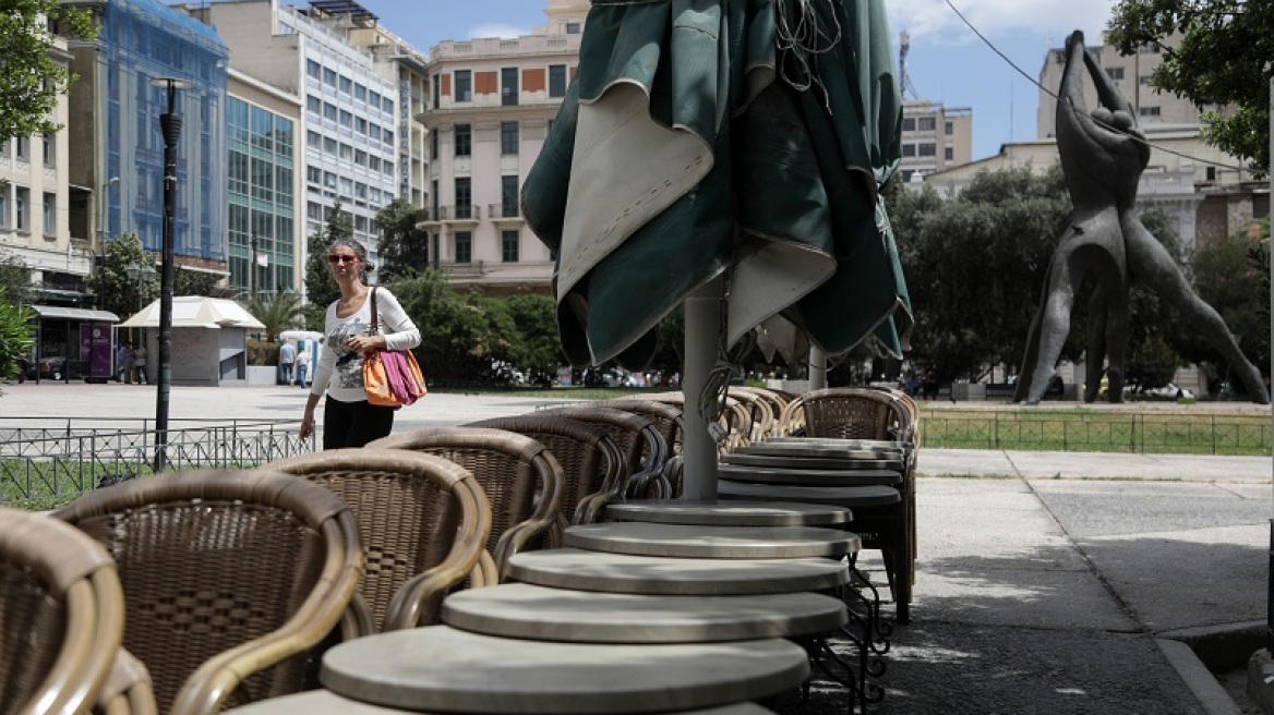 Δήμος Αθηναίων: Με λίγα «κλικ» η αίτηση των επαγγελματιών για επιπλέον τετραγωνικά ή μείωση τελών