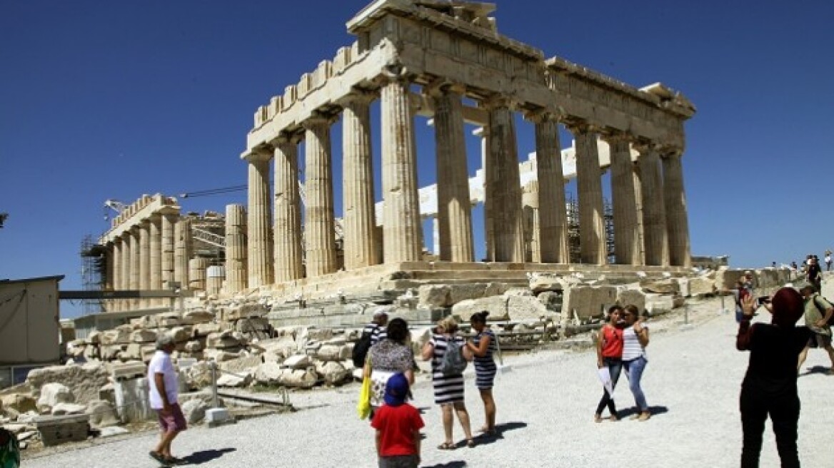 Προσωρινή μείωση εισιτηρίου στους αρχαιολογικούς χώρους ζητούν οι εργαζόμενοι του υπουργείου Πολιτισμού