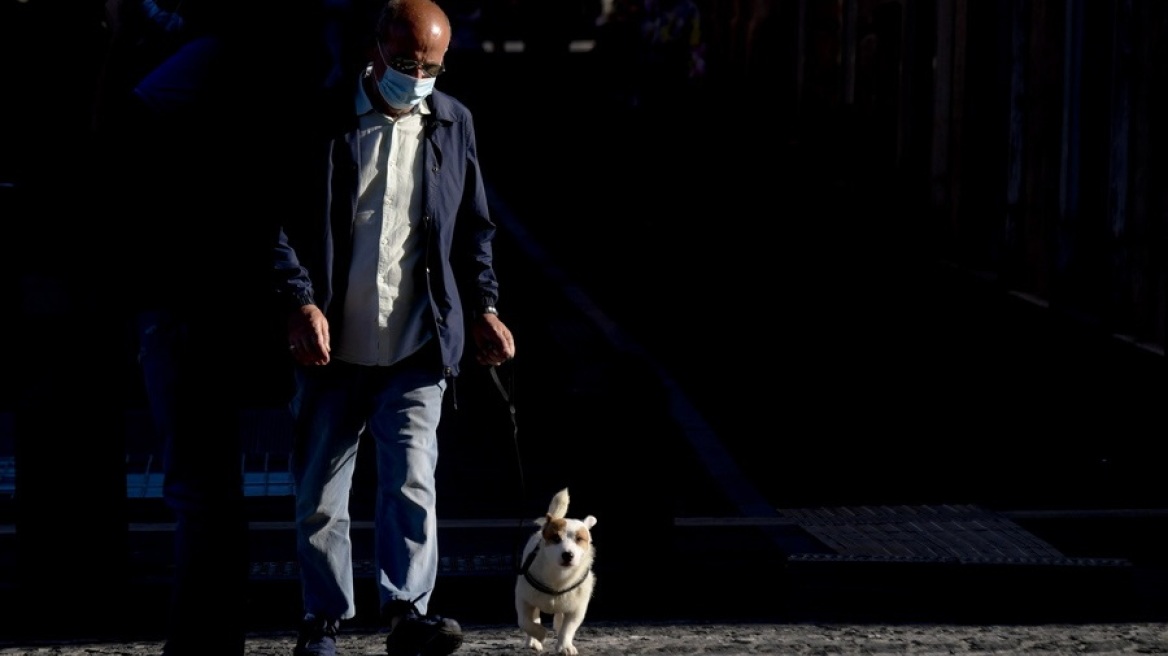 Γερμανία: Απειλούν τους λοιμωξιολόγους που ζητούν σταδιακή άρση των περιορισμών