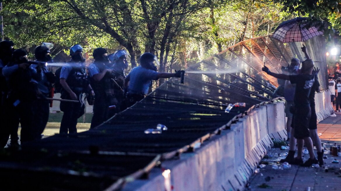 Υπόθεση Τζορτζ Φλόιντ: Η Εθνοφρουρά έστειλε 500 στρατιώτες στη Μινεάπολη για την αποκατάσταση της τάξης