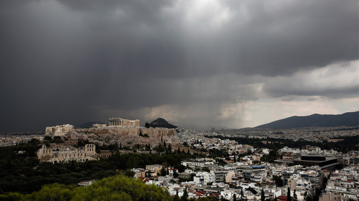 Καιρός - Έκτακτο δελτίο καιρού: Βροχές, καταιγίδες και χαλάζι έως και την Τρίτη