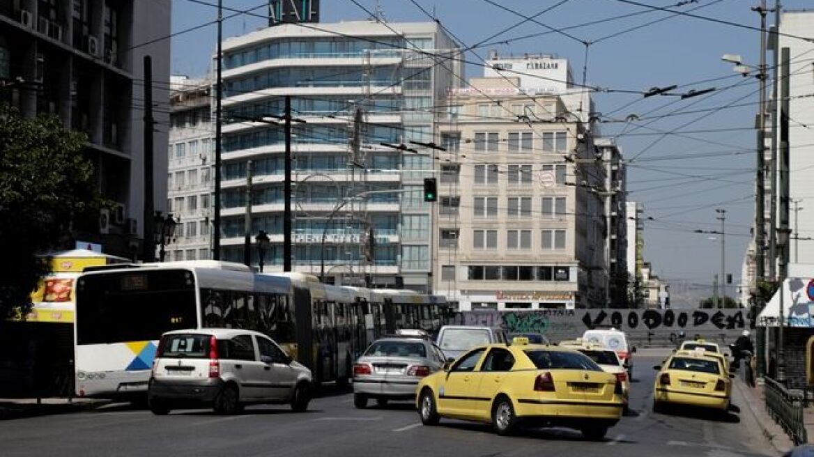 Κίνηση: Δείτε πού έχει μποτιλιάρισμα