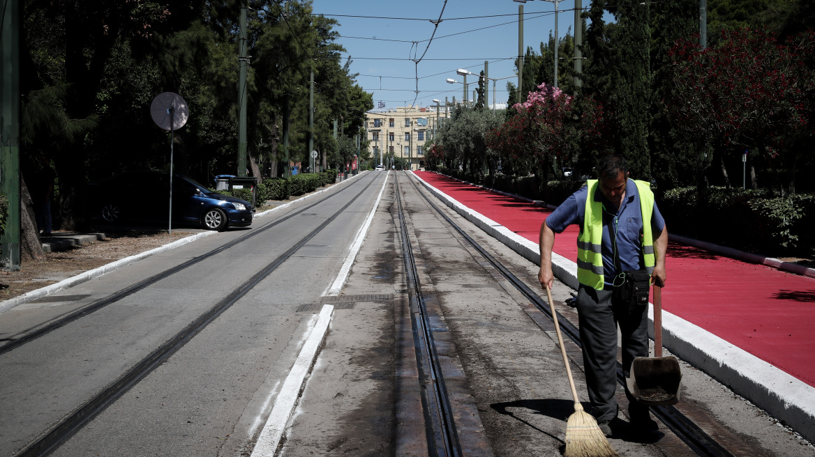 Κίνηση και μποτιλιάρισμα στο κέντρο της Αθήνας  - Δείτε Live 