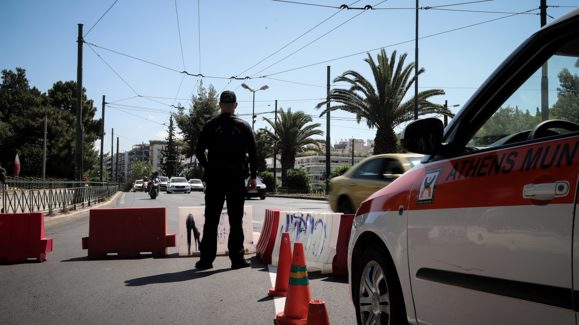 Κίνηση τώρα: Πού έχει κίνηση και μποτιλιάρισμα στους δρόμους