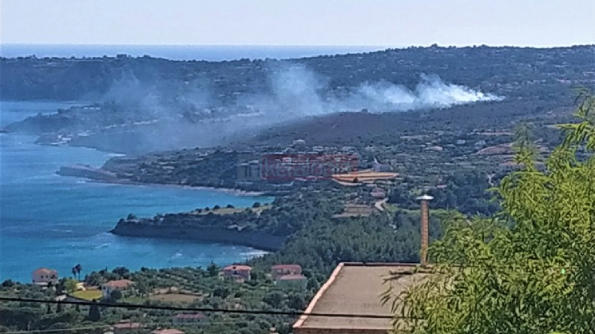 Φωτιά στην Κεφαλονιά: Δύο νέα μέτωπα σε Πεσσάδα και Μεταξάτα - Υπό έλεγχο στο Ξι