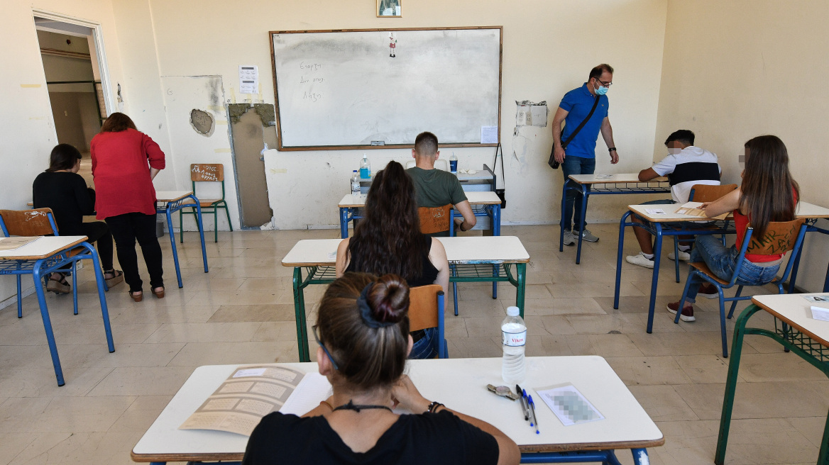 Πανελλαδικές εξετάσεις: Αυτές είναι οι απαντήσεις στην Πληροφορική - Κριτική σκέψη για τα θέματα της Ιστορίας