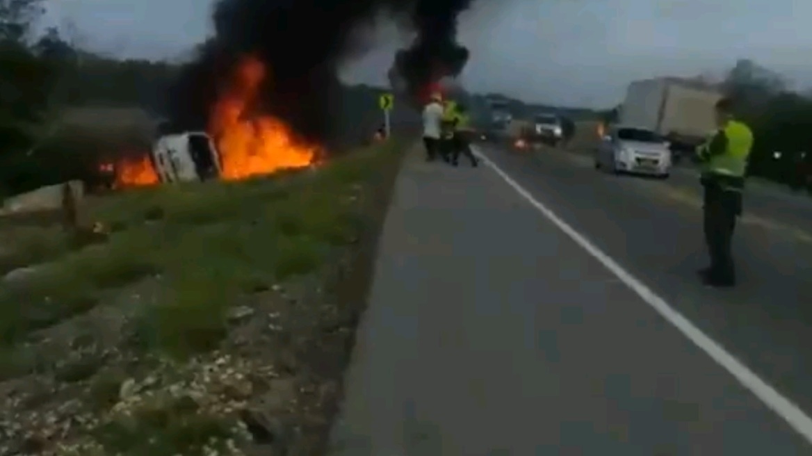 Κολομβία: Επτά νεκροί και δεκάδες τραυματίες από έκρηξη βυτιοφόρου