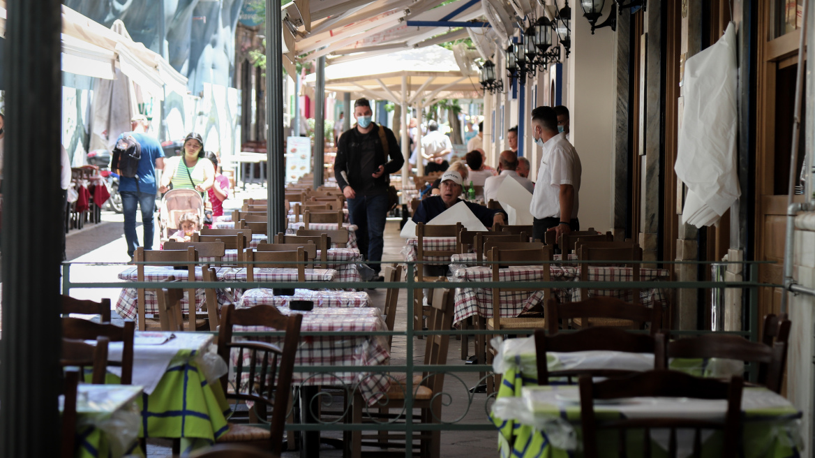 Προς τρίμηνη παράταση η μείωση ενοικίων κατά 40% για εστίαση και λιανεμπόριο