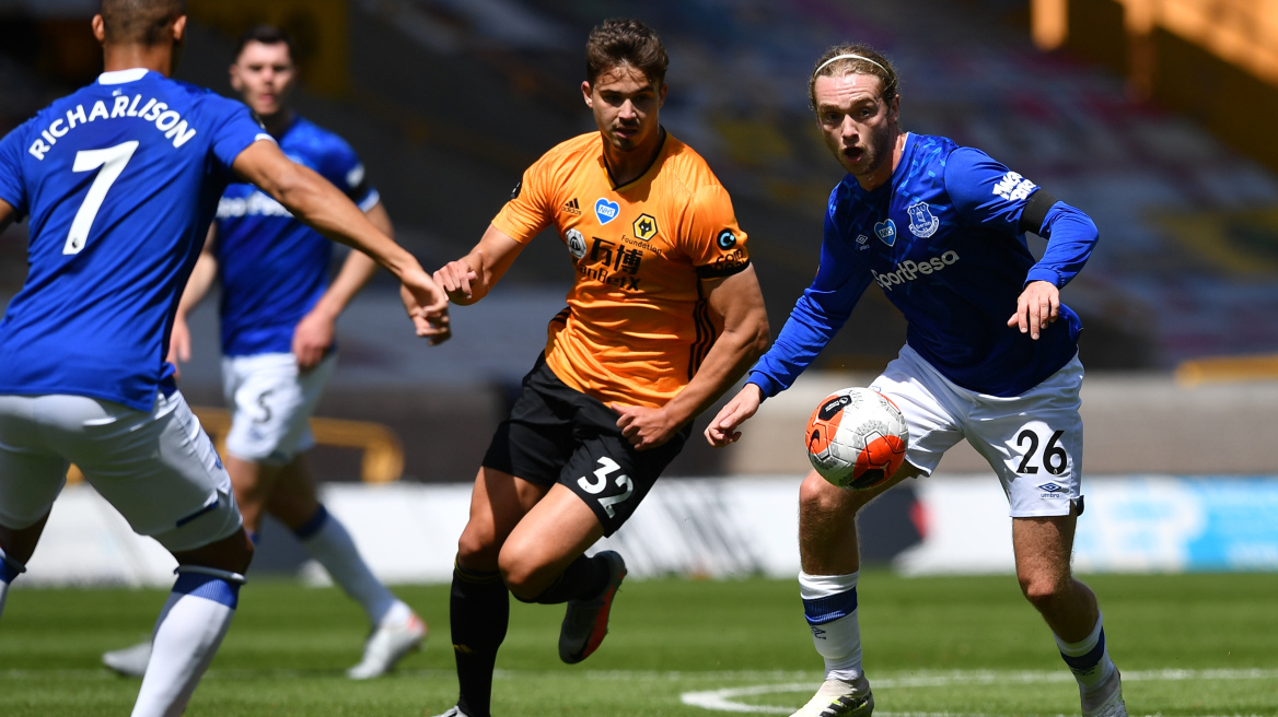 Premier League, Γουλβς-Έβερτον 3-0: Επιστροφή στις νίκες με τριάρα για τους «Λύκους»