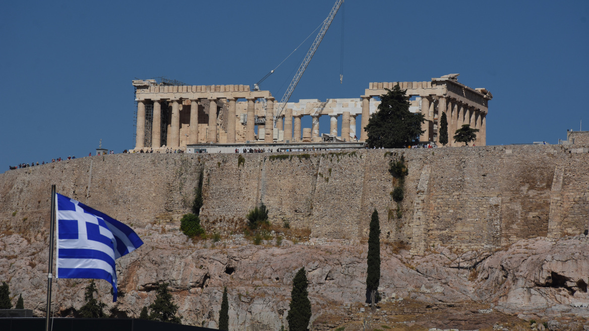 Έρευνα ΕΒΕΑ: Απαισιόδοξο για την οικονομία το 57% των πολιτών  εξαιτίας του κορωνοϊού