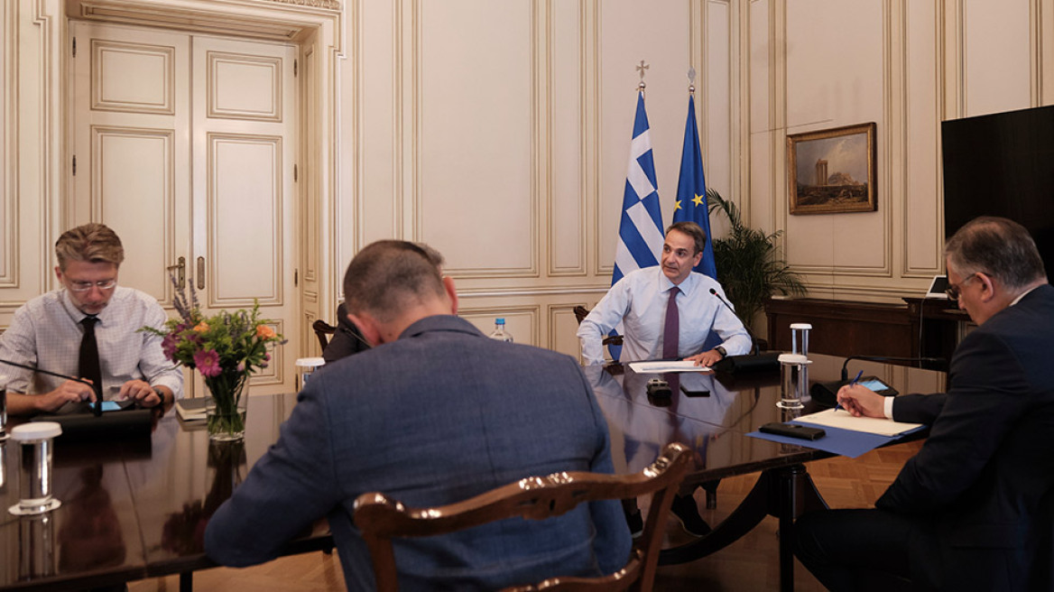 Κορωνοϊός:  Έλεγχοι παντού «χωρίς εκπτώσεις»