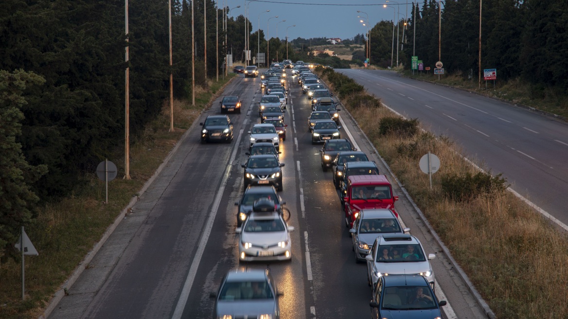 Αλλαγές στον ΚΟΚ: Έρχονται «τσουχτερά» πρόστιμα για τις επικίνδυνες παραβάσεις