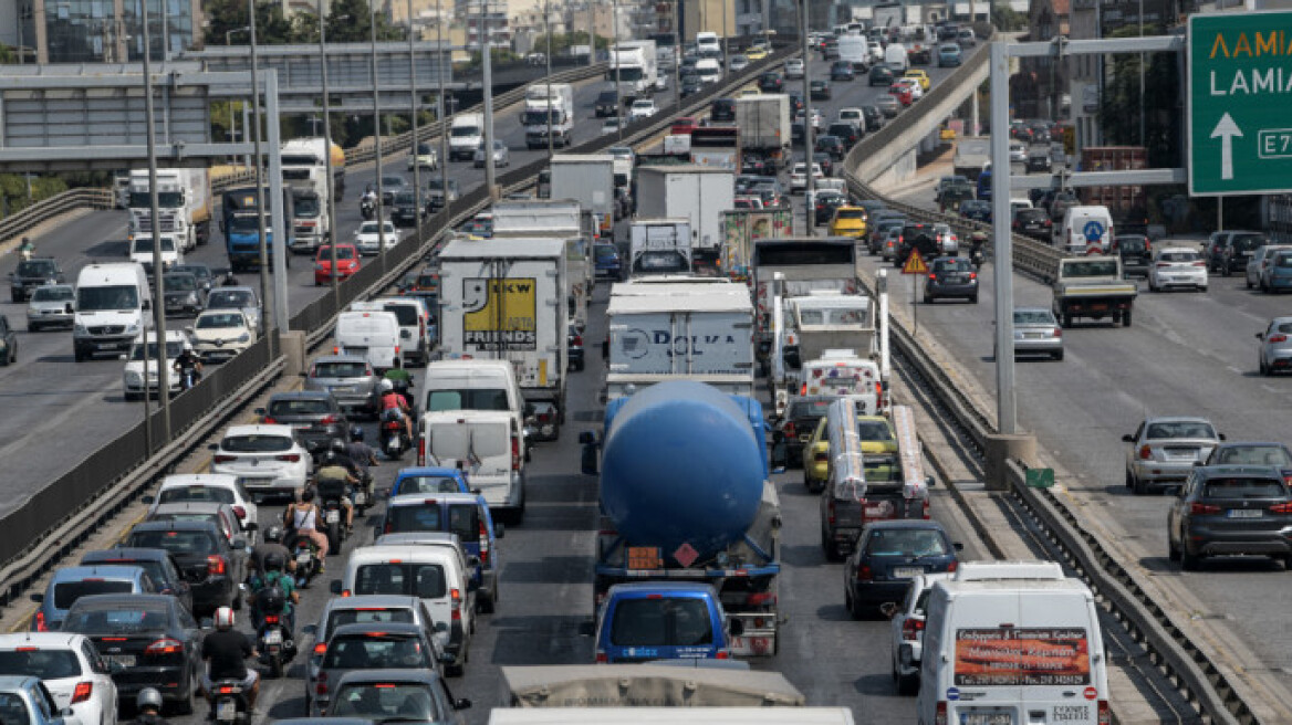 Κίνηση: Δείτε ποιοι δρόμοι είναι μποτιλιαρισμένοι