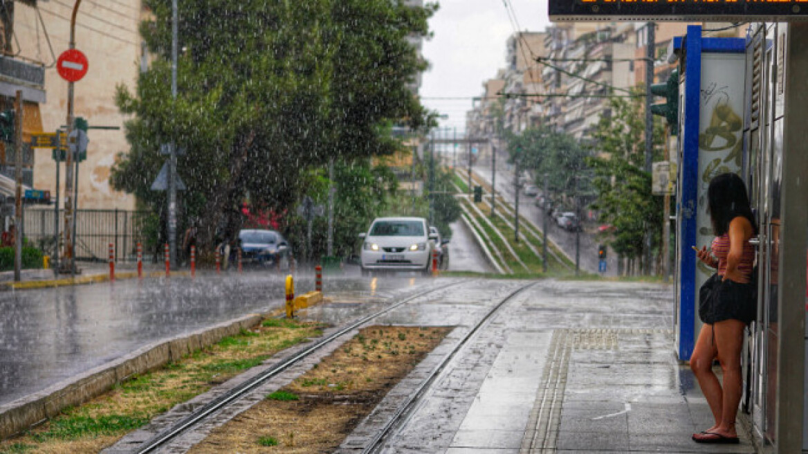 Καιρός: Θεομηνία σε Μακεδονία, Ήπειρο, Θεσσαλία την Τετάρτη - Πώς θα εξελιχθούν τα φαινόμενα από σήμερα