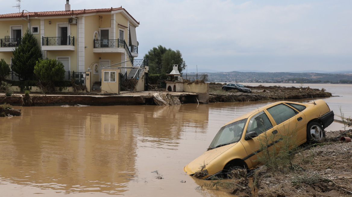 Εύβοια: Πέντε νεκροί - Ένας αγνοούμενος - Έπεσαν 300 χιλιοστά βροχής!