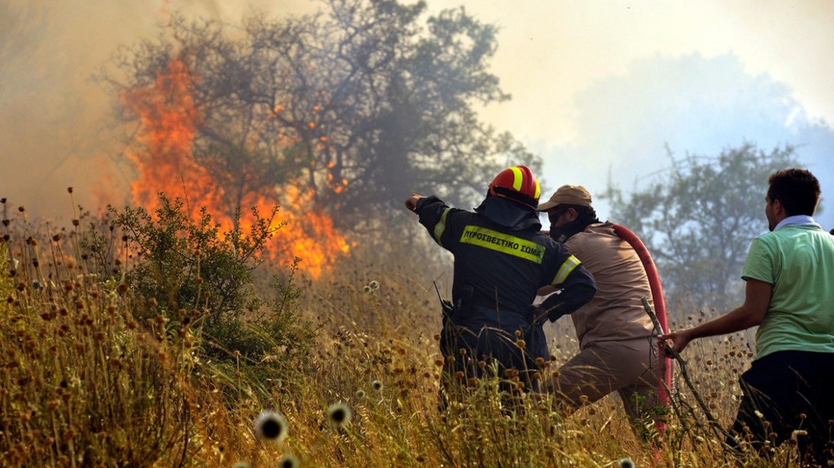 Χανιά: Ολονύχτια μάχη με τις φλόγες στο δήμο Καντάνου – Σελίνου