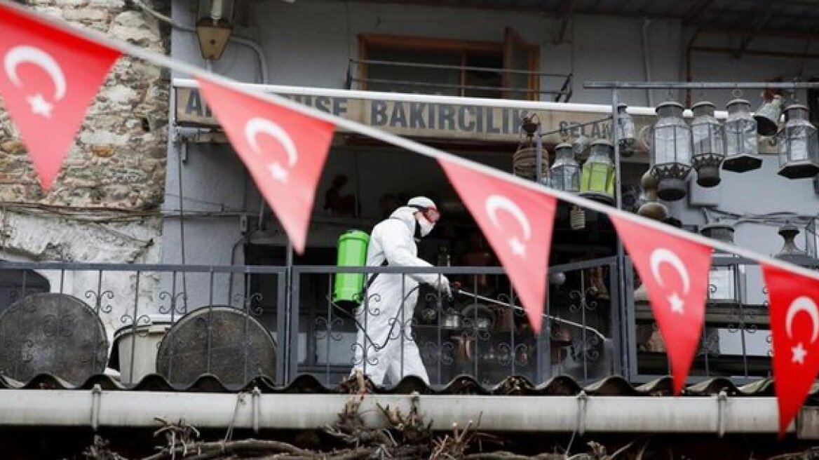 Τουρκία: Πάνω από 1500 κρούσματα και 24 θάνατοι σε μια ημέρα