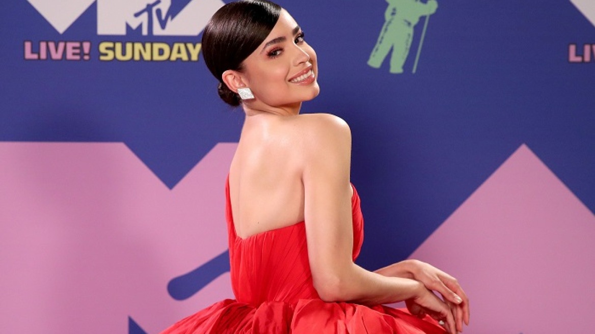 MTV VMAs 2020: Τα πιο εντυπωσιακά beauty looks