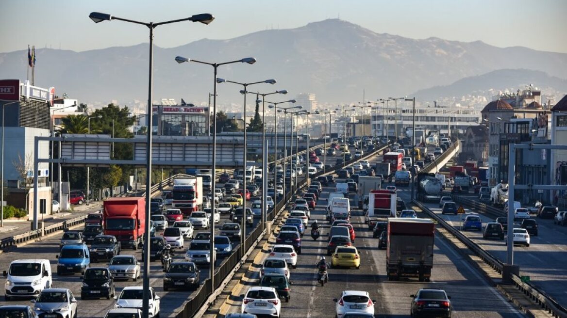 Κίνηση: Κυκλοφοριακό χάος στον Κηφισό λόγω τροχαίου