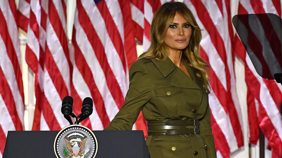 Μελάνια Τραμπ: Το βιβλίο Melania and Me έσπασε κάθε ρεκόρ για βιβλία που γράφτηκαν για τους Τραμπ