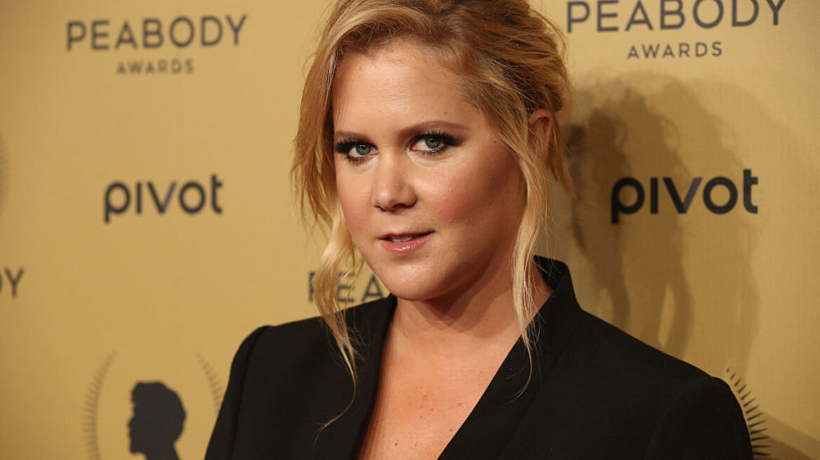 Η Amy Schumer ανακοίνωσε ότι πάσχει από σοβαρή ασθένεια