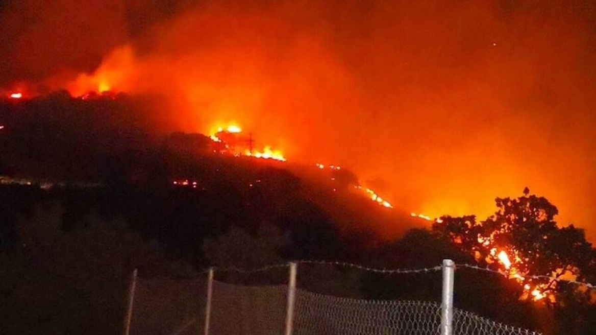 Σάμος: Συνελήφθη 42χρονος Σύρος για τη φωτιά στο ΚΥΤ 