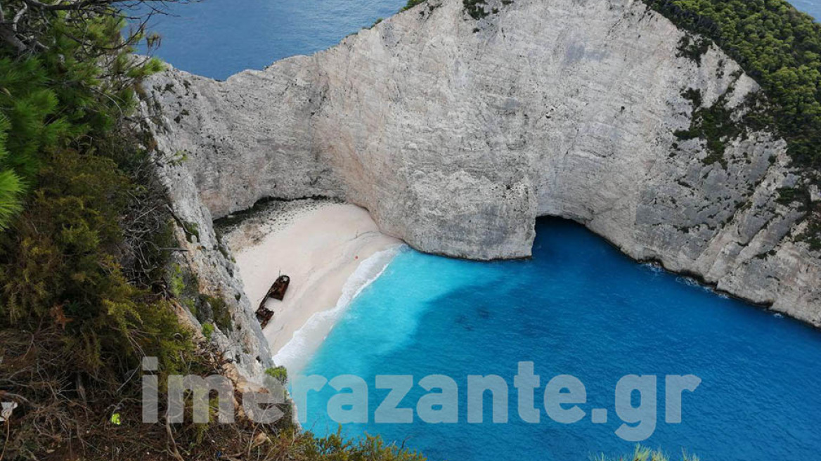 Φωτογραφίες από Ζάκυνθο: Ο Ιανός δεν πείραξε το Ναυάγιο 