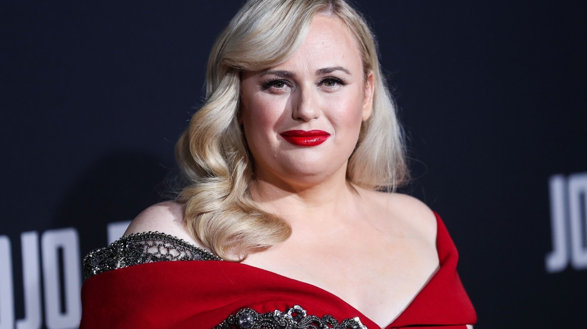 Είδαμε τη Rebel Wilson και είναι κυριολεκτικά μισή από ό,τι τη θυμόμασταν