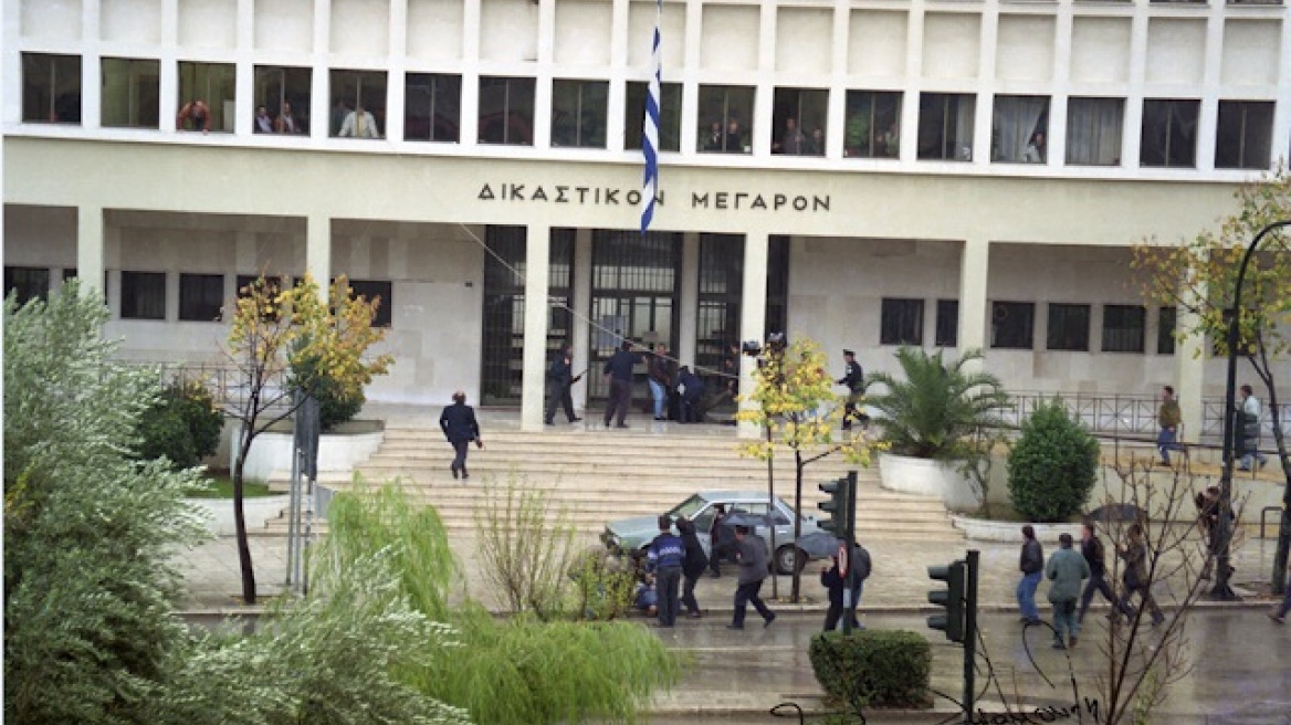  Στη φυλακή επιστρέφει ο δράστης του μακελειού στα Δικαστήρια Ιωαννίνων το 1994