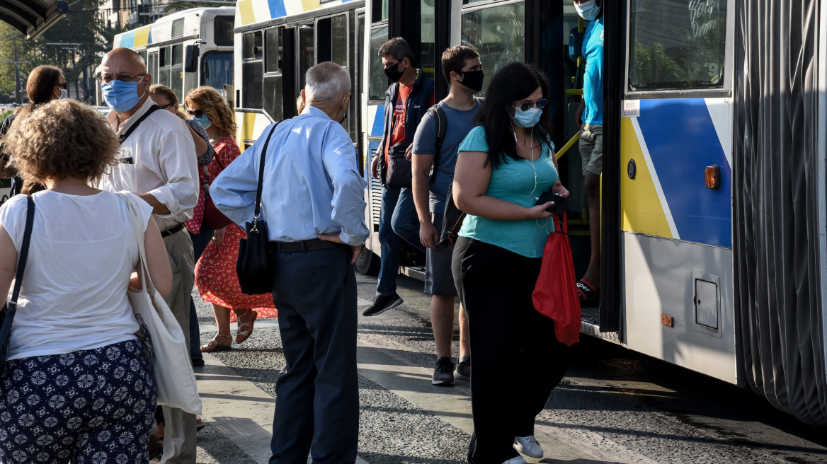 Τα νέα λεωφορεία στην Αττική δεν έχουν ακυρωτικά μηχανήματα για τα εισιτήρια (βίντεο)