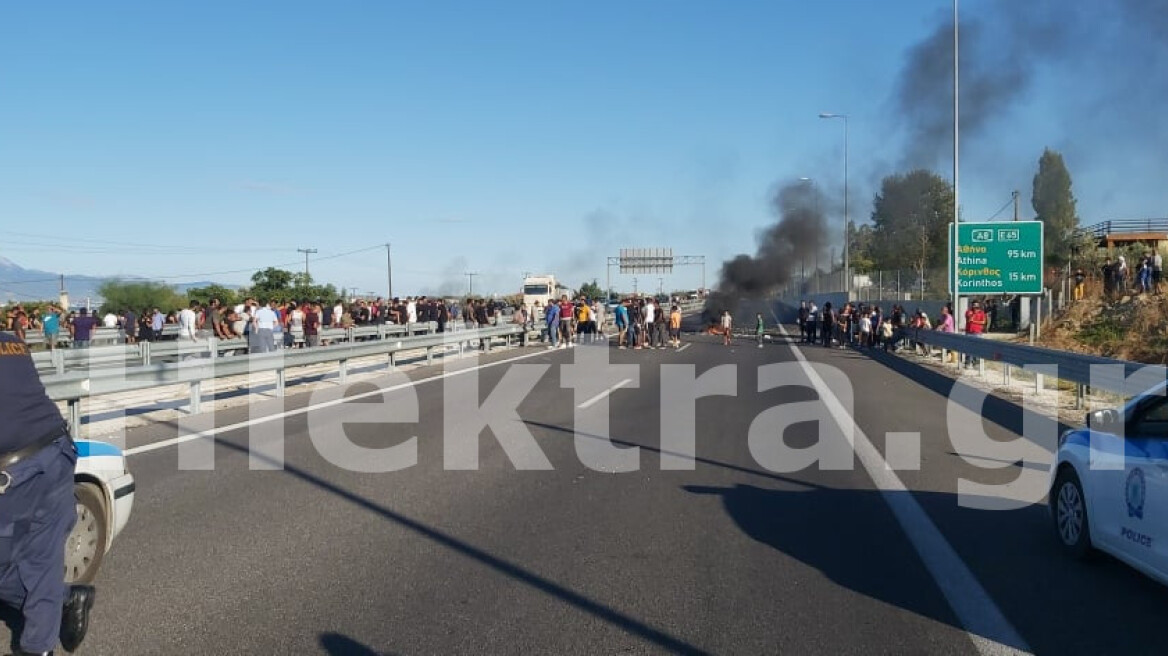 Επεισόδια με Ρομά στην Εθνική Οδό Κορίνθου - Πατρών - Κλειστά και τα δύο ρεύματα στο Ζευγολατιό