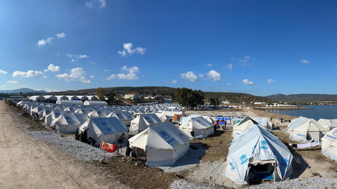 Μυτιλήνη:  Ελεύθερη μετά τη νοσηλεία της η Αφγανή που αυτοπυρπολήθηκε στο ΚΥΤ του Καρά Τεπέ