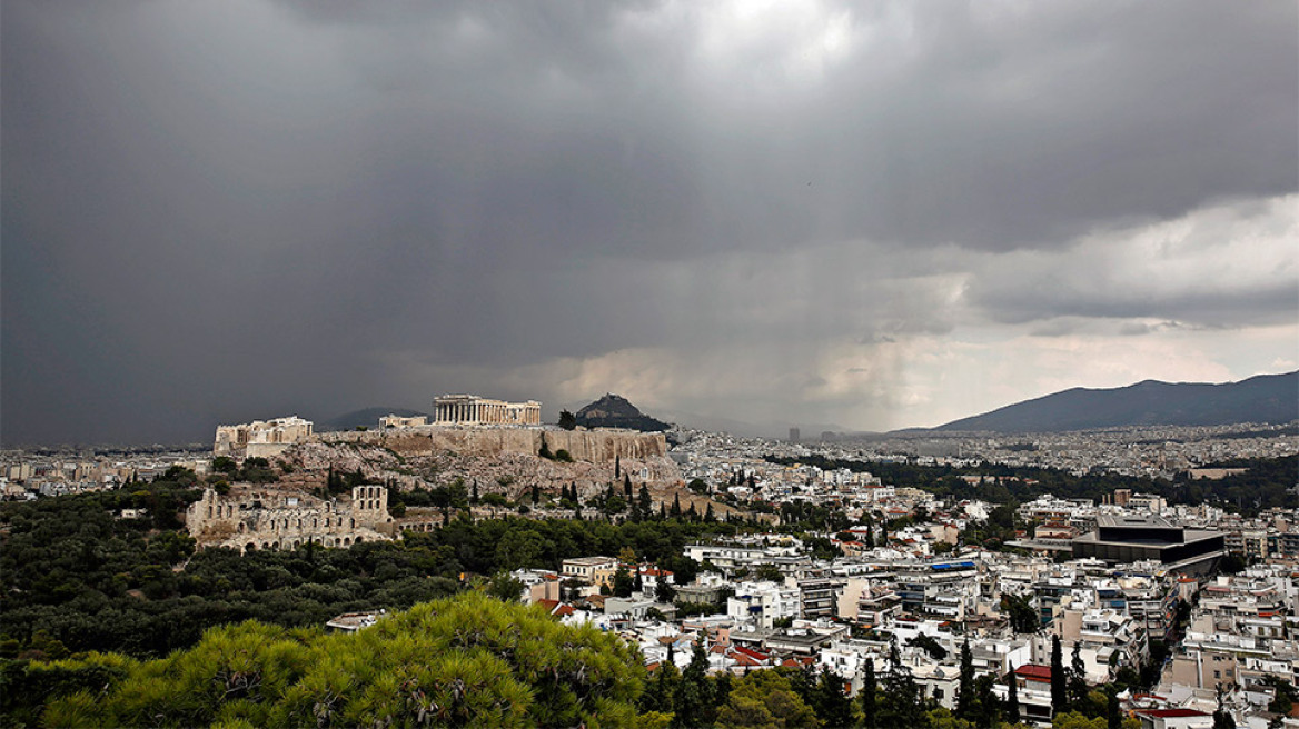 Καιρός: Καταιγίδα «εξπρές» με καταιγίδες και χαλάζι από το βράδυ - Δείτε χάρτες