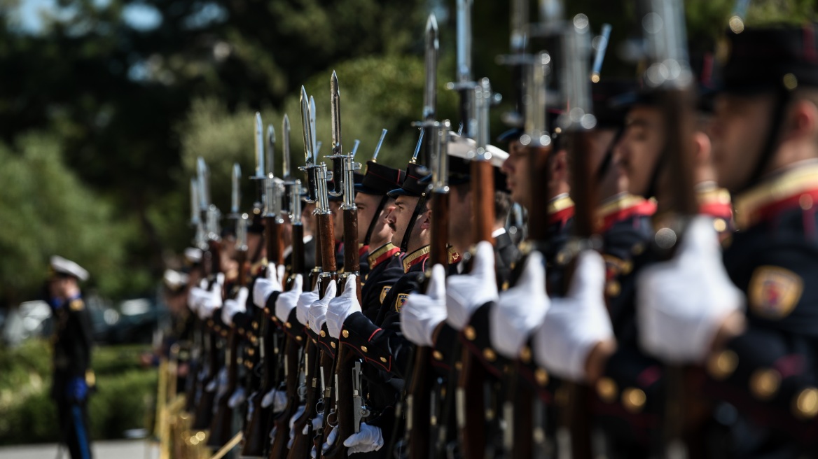 Συναγερμός στη Σχολή Ευελπίδων: Πληροφορίες για 17 κρούσματα - Σε καραντίνα για δύο εβδομάδες 