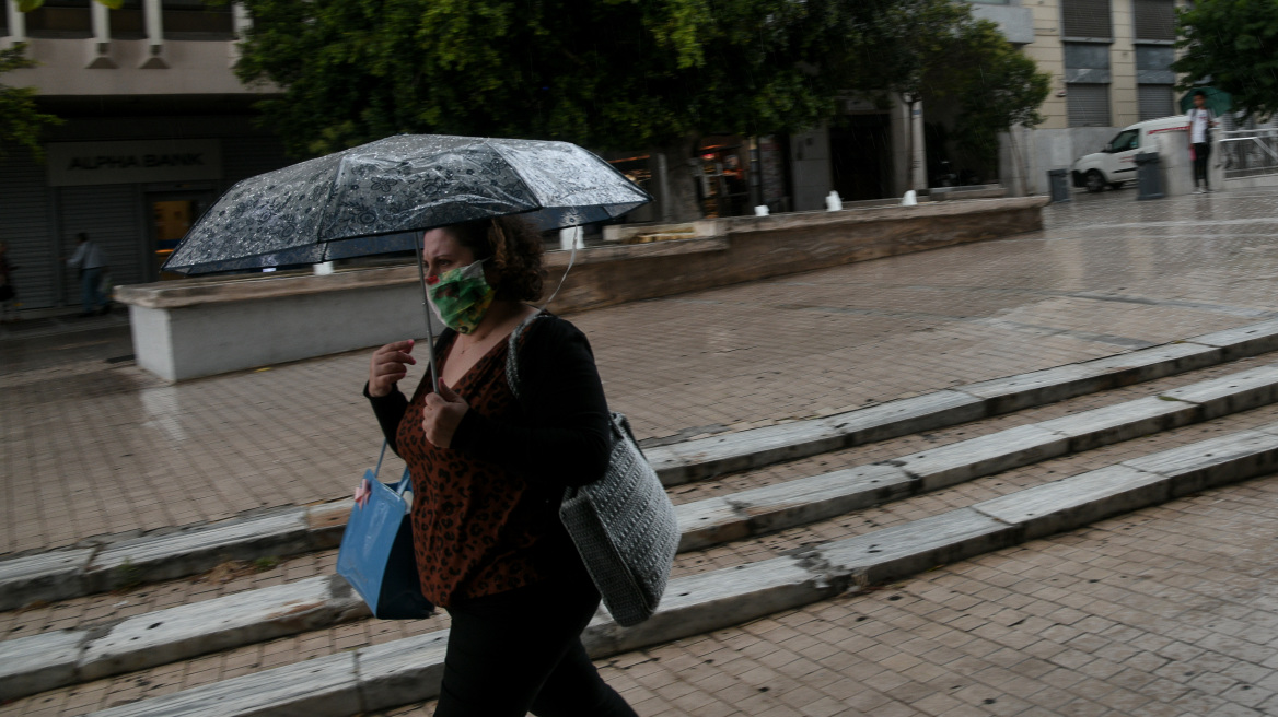 Καιρός: Διήμερο με καταιγίδες στα νησιά - Βελτίωση από την Παρασκευή