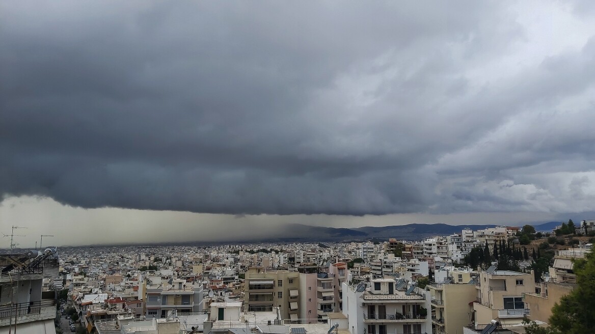 Καιρός: Περνά και από την Αττική η «Κίρκη» - Θα συνεχιστούν οι βροχές στα ανατολικά της χώρας