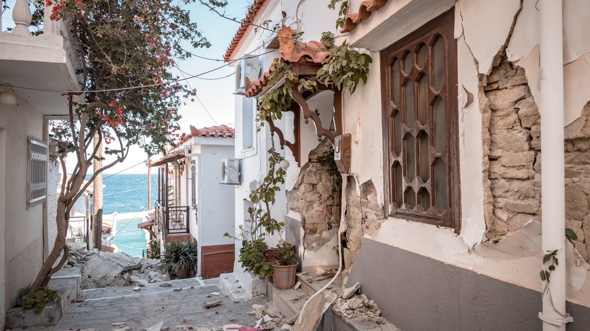 Στη Σάμο 57 μηχανικοί του υπουργείου Υποδομών - Έγιναν περισσότερες από 200 αυτοψίες 