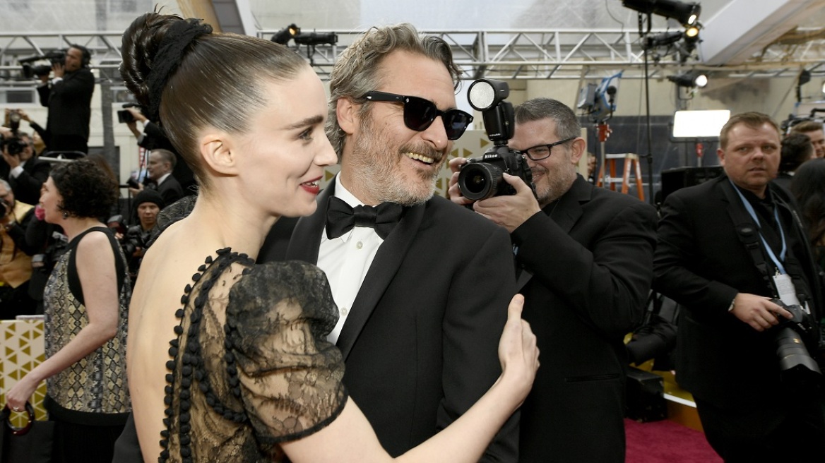 Joaquin Phoenix - Rooney Mara: Μιλούν για πρώτη φορά για τη γέννηση του γιου τους μέσα από μια συγκινητική ανοιχτή επιστολή