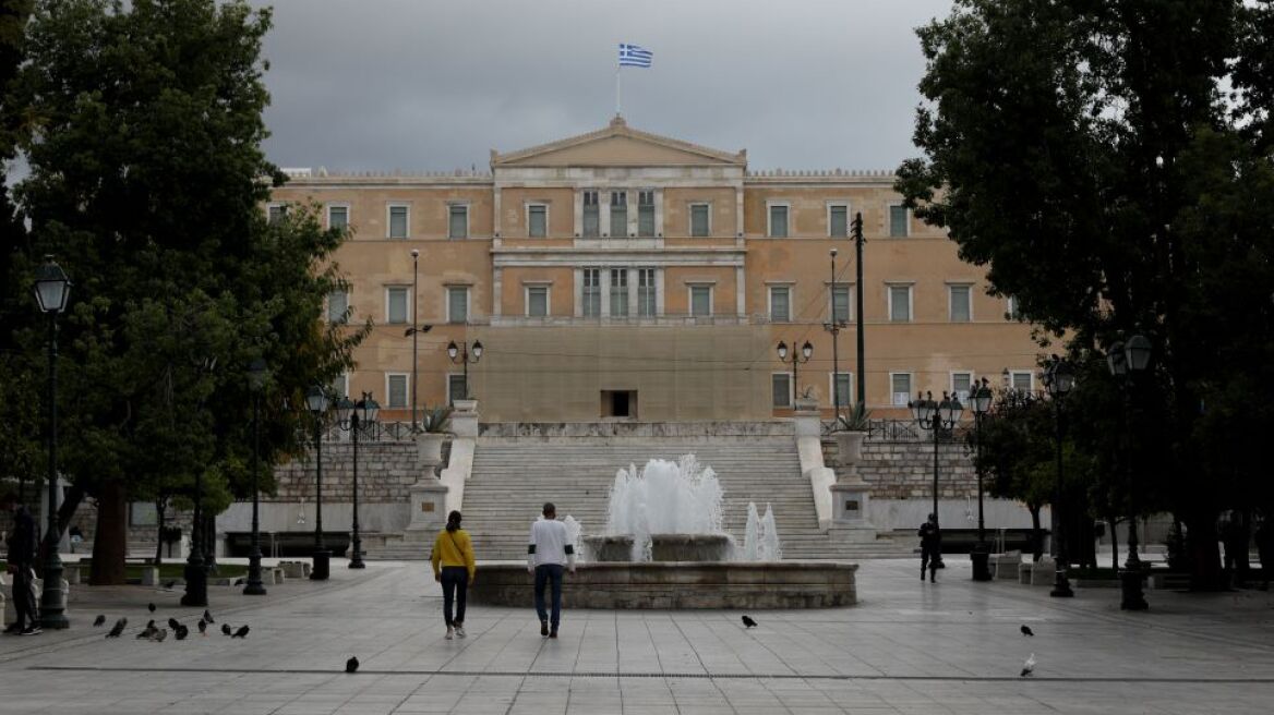 Μέτρα για τον κορωνοϊό: 78 πρόστιμα ύψους 29.250 ευρώ για μη χρήση μάσκας και sms το Σάββατο 