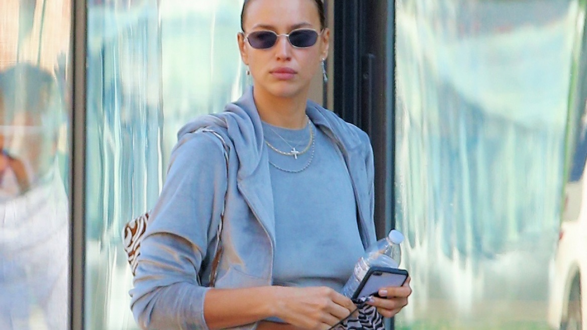 Η Irina Shayk με υπέροχο sporty look στους δρόμους της Νέας Υόρκης