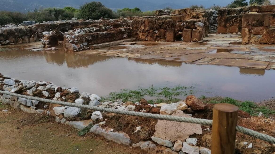 Πλημμύρισε ο αρχαιολογικός χώρος στα Μάλια 