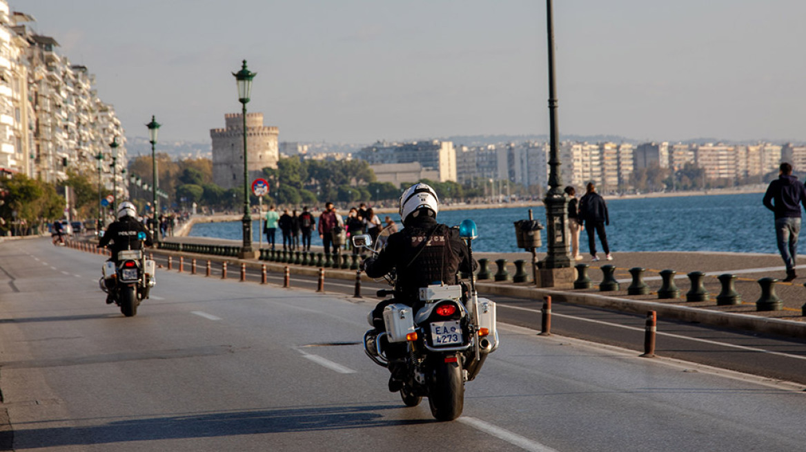 Κορωνοϊός- Θεσσαλονίκη: Ζητούνται γιατροί, ΜΕΘ και εκκλήσεις για αυστηρή τήρηση των μέτρων