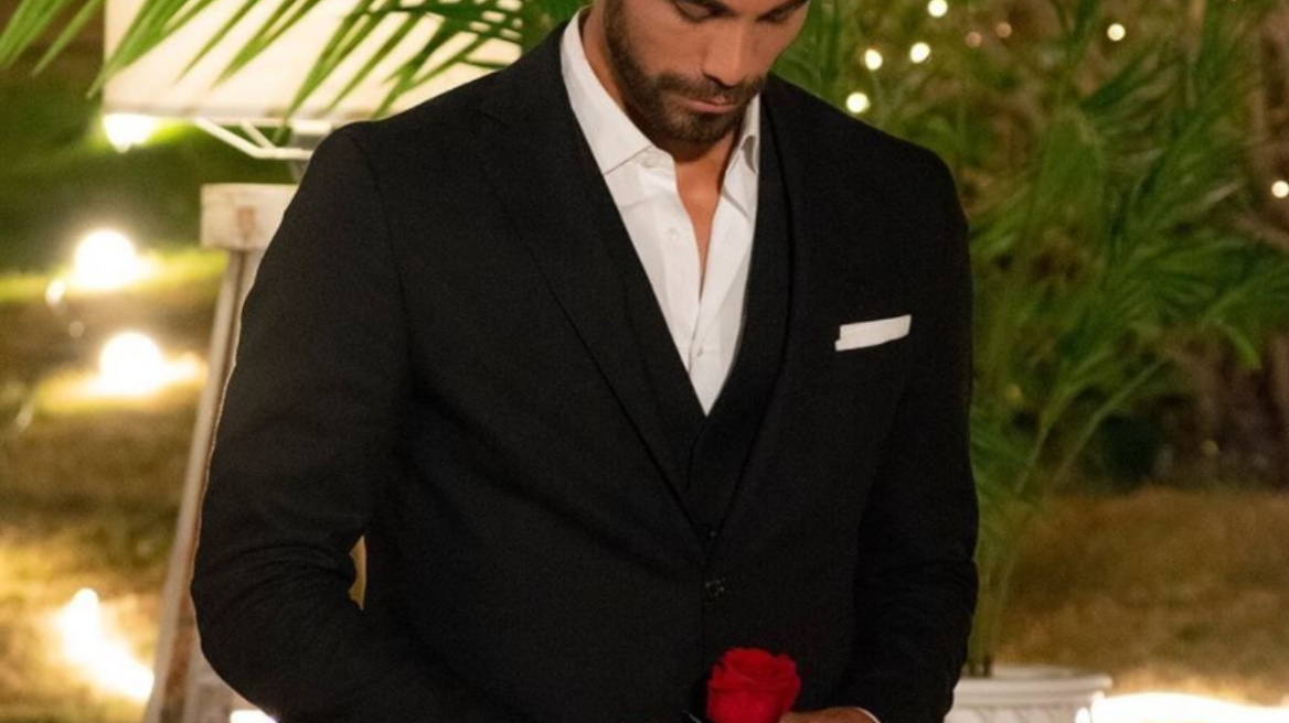 The Bachelor: Αυτή είναι η παίκτρια που αποχώρησε από την τελετή των ρόδων