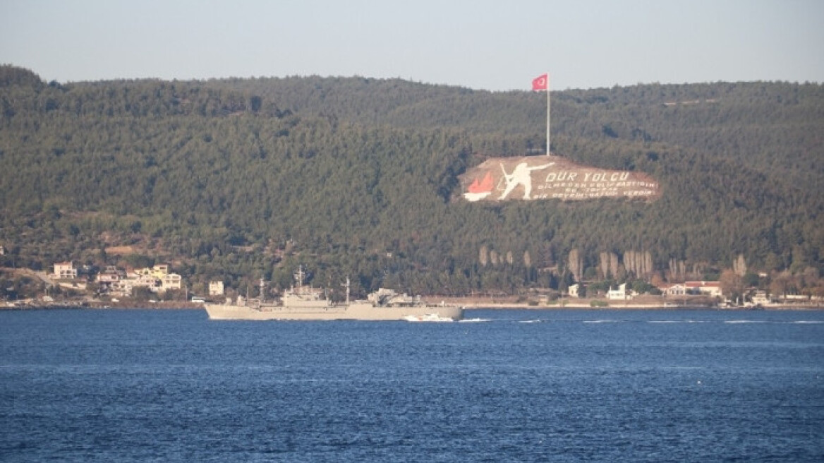 Τουρκία: Ελληνικό πολεμικό πλοίο δεν σήκωσε την τουρκική σημαία διασχίζοντας τα Στενά