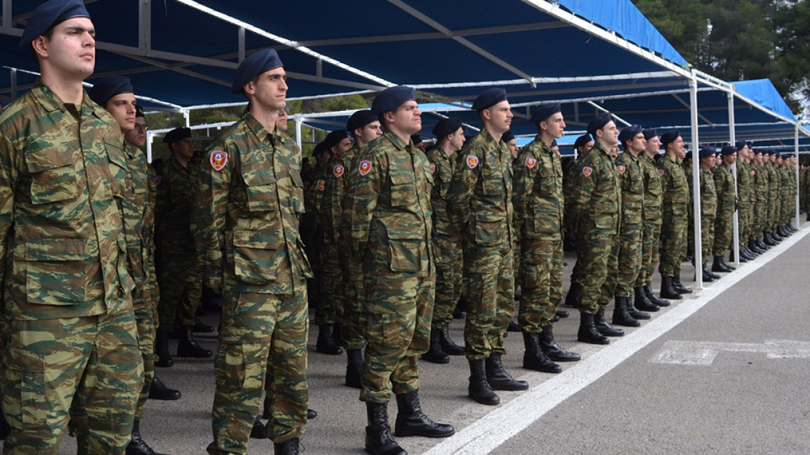 Δύο σωματεία αλληλοκατηγορούνται και μιλούν για bullying και σεξισμό στις Ένοπλες Δυνάμεις