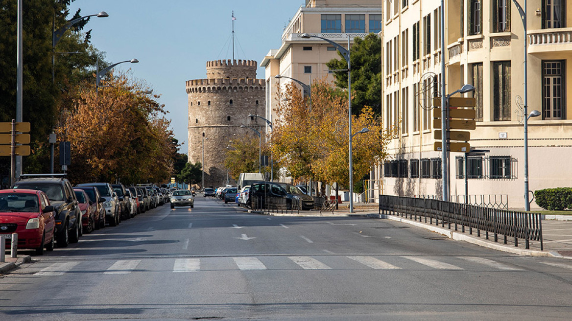 Κορωνοϊός: Lockdown μέχρι τα... κάλαντα εισηγούνται οι ειδικοί