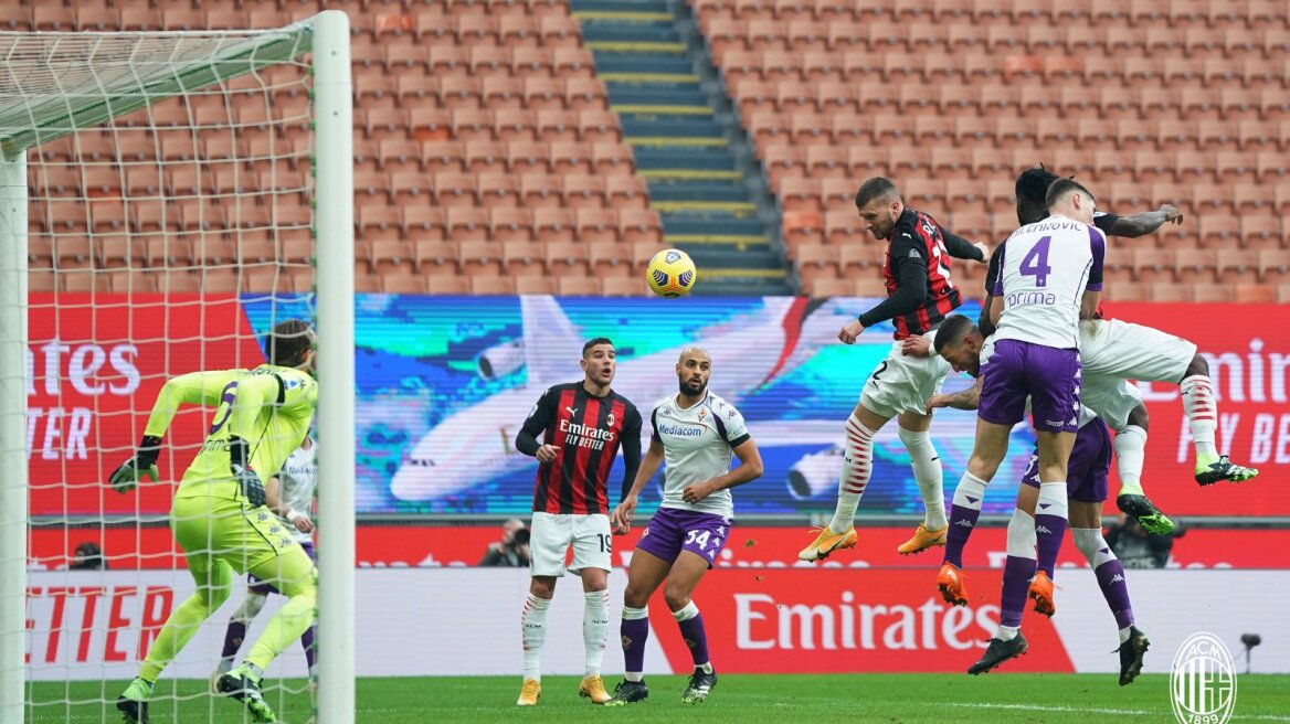 Serie A, Μίλαν-Φιορεντίνα 2-0: Γράφουν ιστορία οι Ροσονέρι - Δείτε τα γκολ