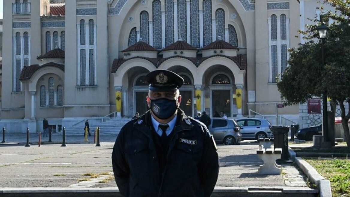 Πάτρα: Πρωτοφανείς εικόνες στον φετινό εορτασμό του Αγίου Ανδρέα