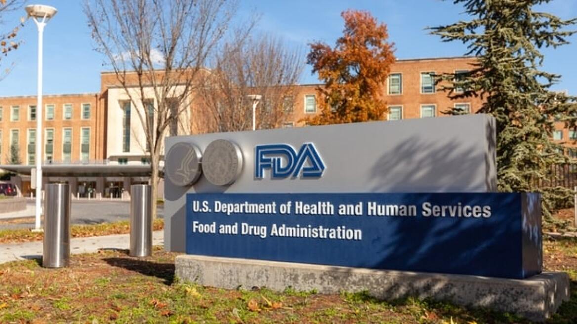 Εμβόλιο για τον κορωνοϊό: Ο FDA καθησυχάζει για τις αλλεργίες - Τι διευκρίνισε αξιωματούχος