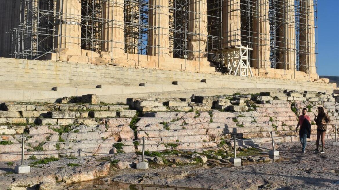 Μενδώνη για Ακρόπολη: Τα αντιπλημμυρικά έργα σταμάτησαν την περίοδο ΣΥΡΙΖΑ